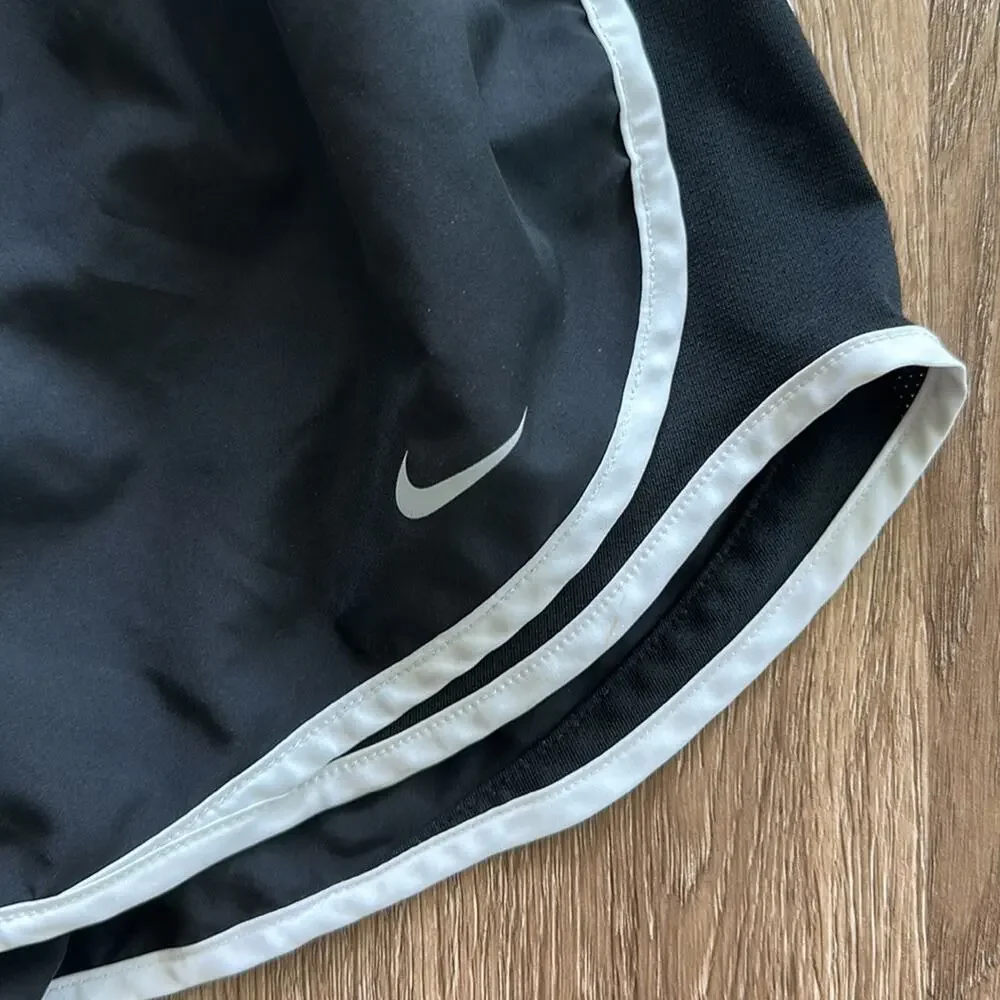 Nike Tempo‎ Running Shorts Black & White Size Small Athletic Workout